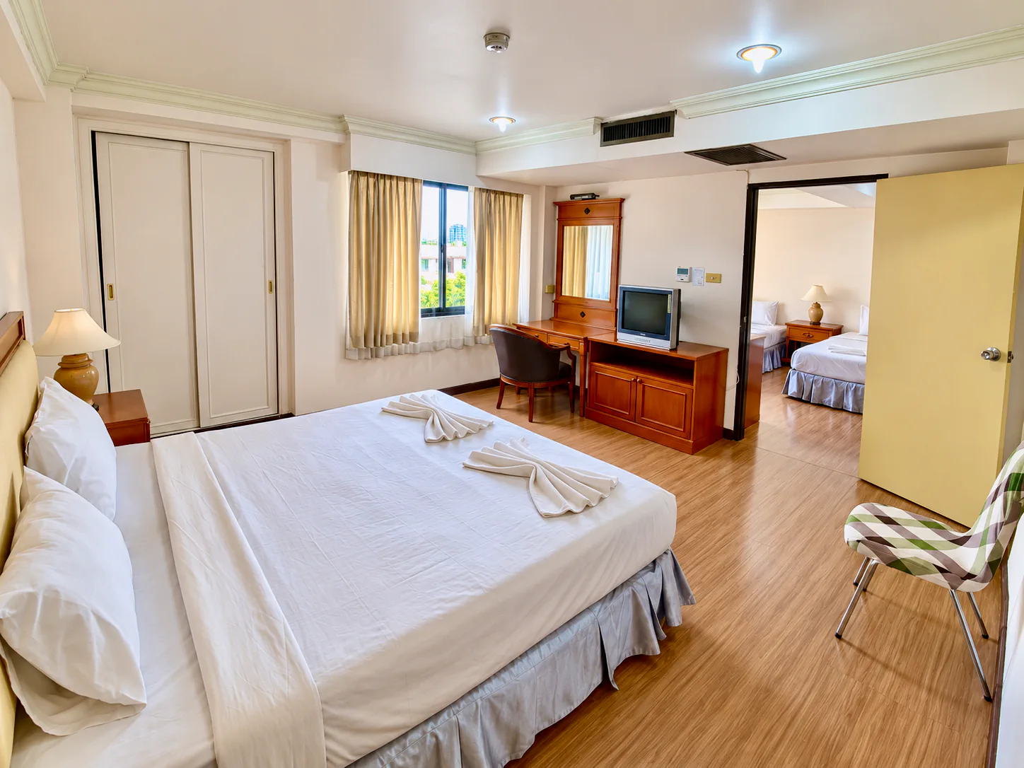 ห้องสำหรับครอบครัว โรงแรมจัมโบเทล · มุมที่ 1