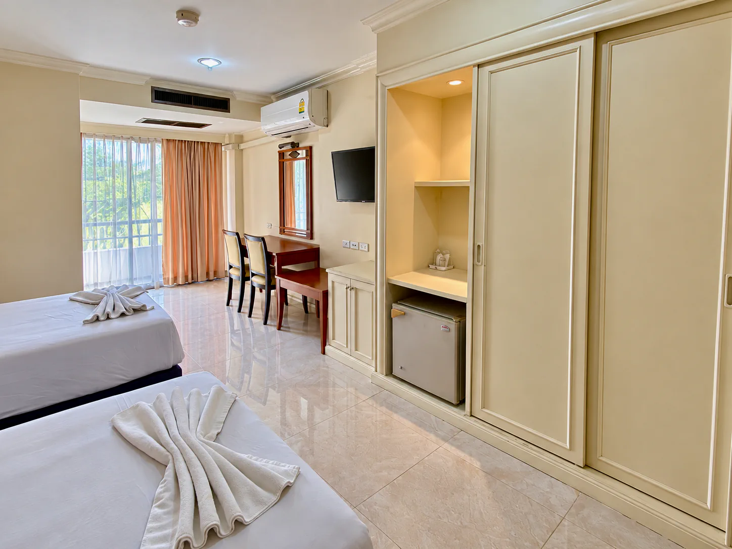 ห้องทวิน โรงแรมจัมโบเทล · มุมที่ 3